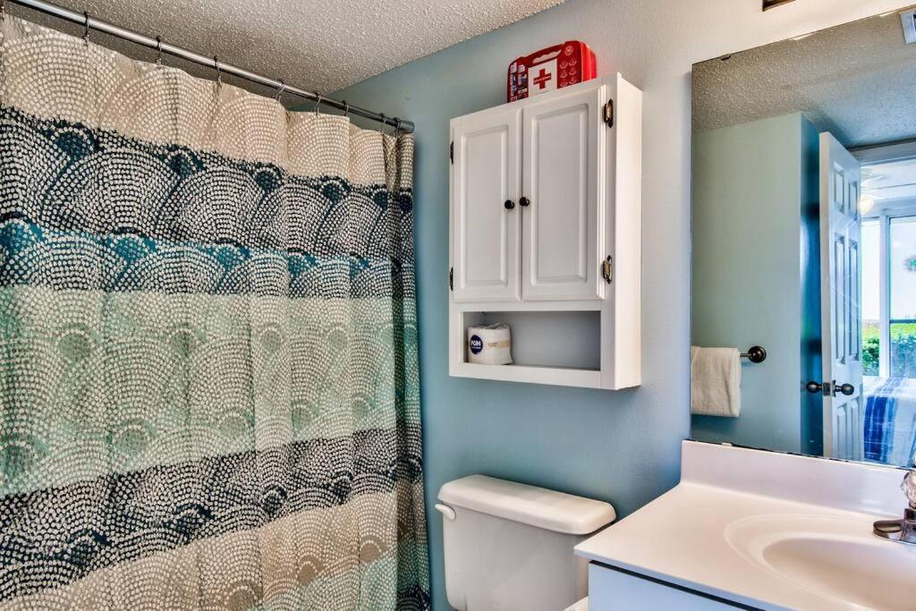 Pelican Beach Resort-Walkout Unit-On The Beach デスティン エクステリア 写真