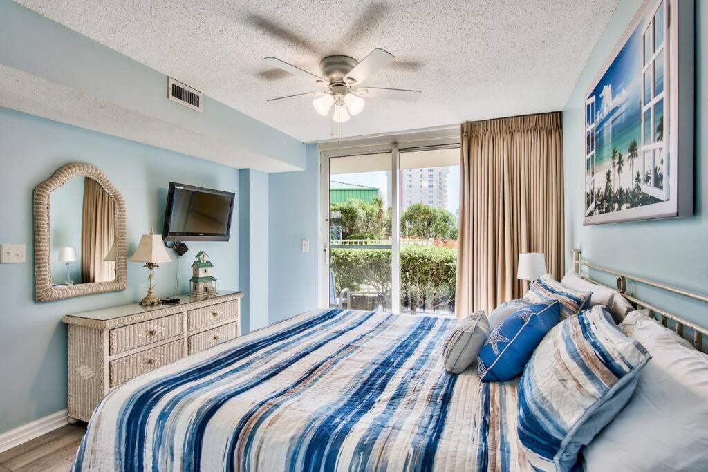Pelican Beach Resort-Walkout Unit-On The Beach デスティン エクステリア 写真